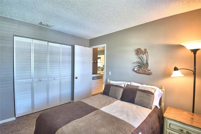 4860 GOLDENVIEW LANE, Lakeland, FL 33811