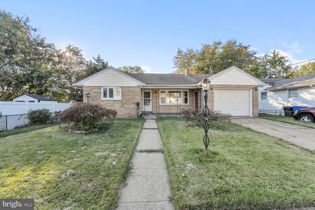 774 CHARLES ST, Burlington, NJ 08016