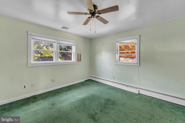 774 CHARLES ST, Burlington, NJ 08016