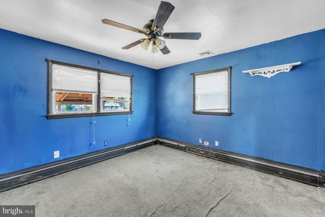 774 CHARLES ST, Burlington, NJ 08016