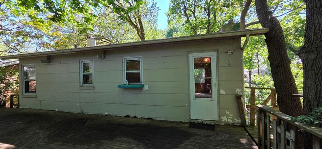 12 Sunset Trail, Portage, IN 46368