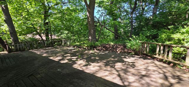 12 Sunset Trail, Portage, IN 46368