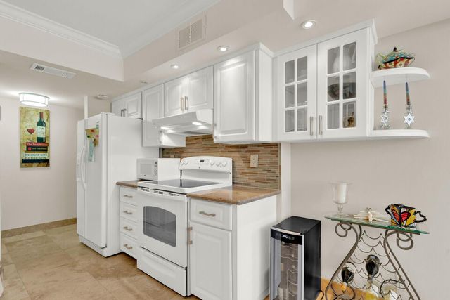 799 Jeffery Street 4070, Boca Raton, FL 33487