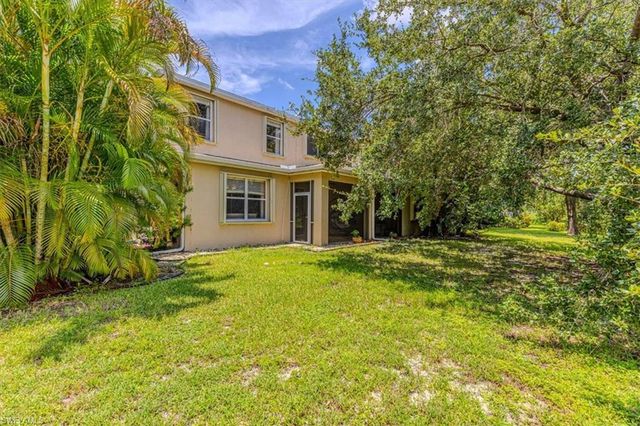 120 Burnt Pine DR, Naples, FL 34119