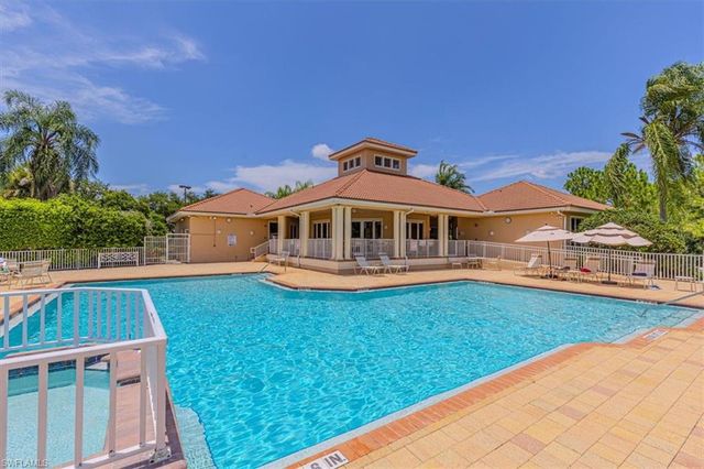 120 Burnt Pine DR, Naples, FL 34119