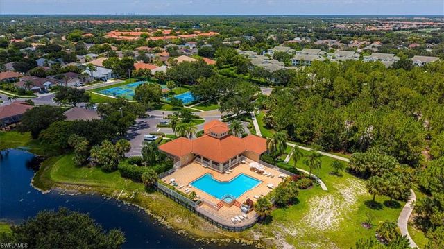 120 Burnt Pine DR, Naples, FL 34119