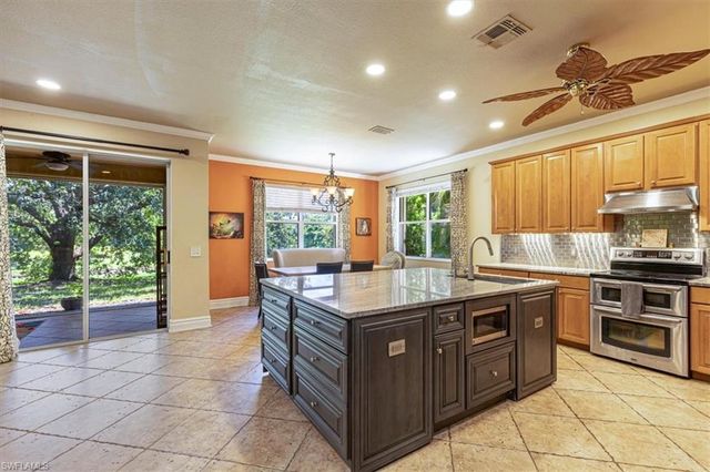 120 Burnt Pine DR, Naples, FL 34119