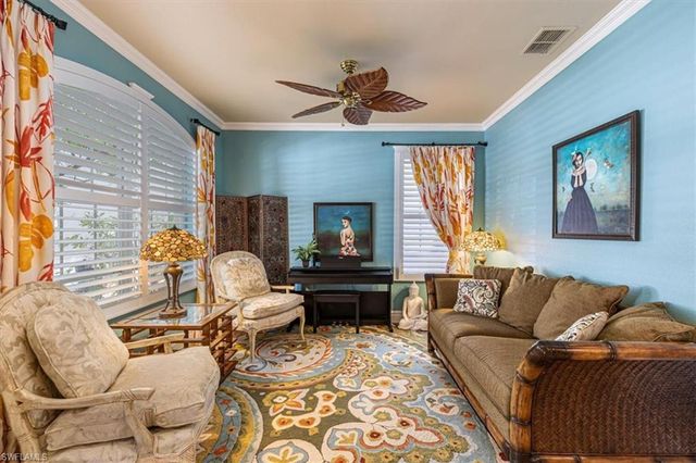 120 Burnt Pine DR, Naples, FL 34119