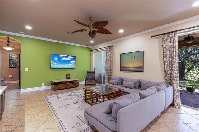 120 Burnt Pine DR, Naples, FL 34119