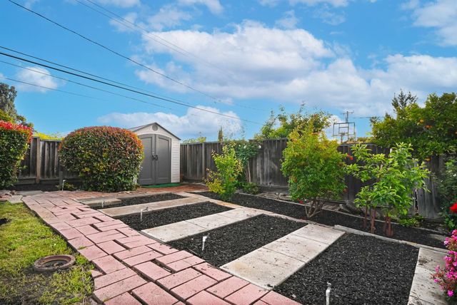 41441 Paseo Padre Parkway, Fremont, CA 94539