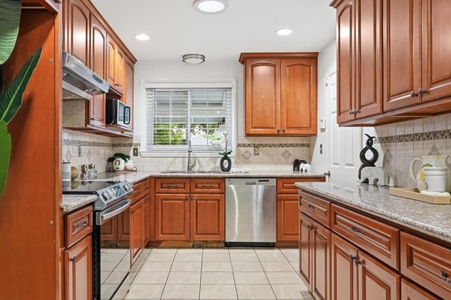 41441 Paseo Padre Parkway, Fremont, CA 94539