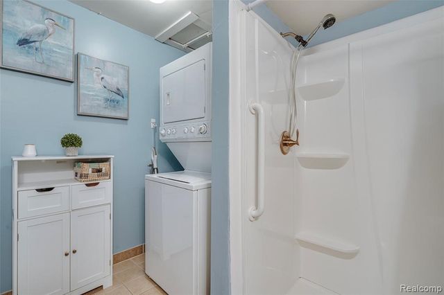 40815 Newport Drive, Plymouth, MI 48170