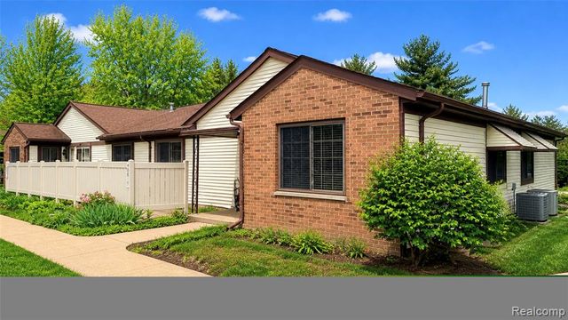 40815 Newport Drive, Plymouth, MI 48170