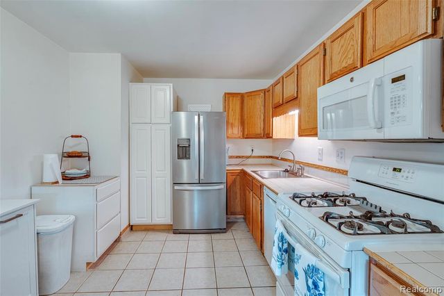 40815 Newport Drive, Plymouth, MI 48170