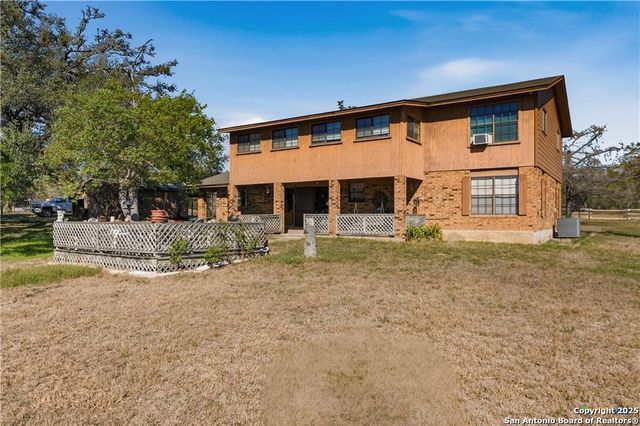 15145 Alternate 90, Kingsbury, TX 78638