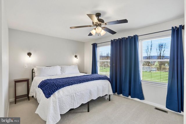 15615 WHISPERING KNOLL CT, Hillsboro, VA 20132