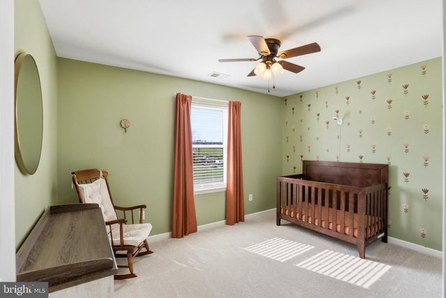 15615 WHISPERING KNOLL CT, Hillsboro, VA 20132