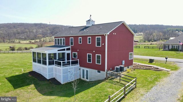 15615 WHISPERING KNOLL CT, Hillsboro, VA 20132