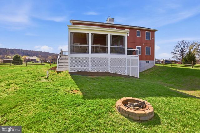 15615 WHISPERING KNOLL CT, Hillsboro, VA 20132