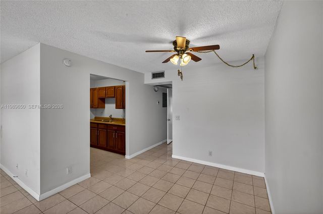 400 SW 134th Way 112F, Pembroke Pines, FL 33027