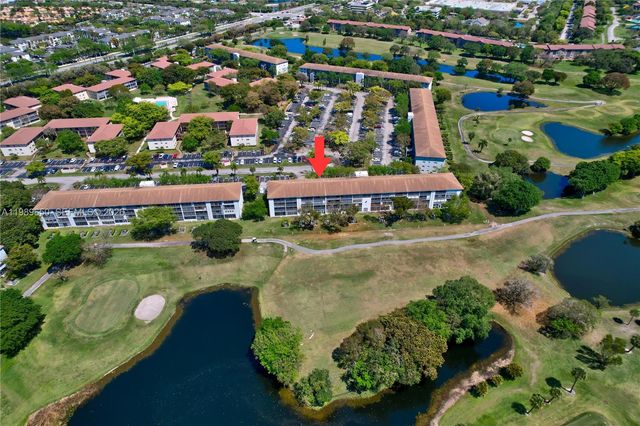 400 SW 134th Way 112F, Pembroke Pines, FL 33027