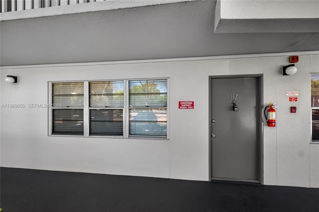 400 SW 134th Way 112F, Pembroke Pines, FL 33027