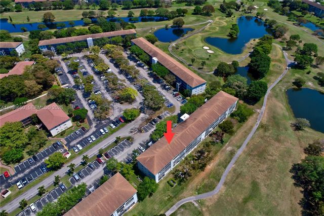 400 SW 134th Way 112F, Pembroke Pines, FL 33027