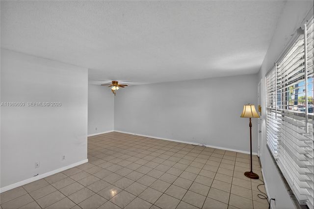 400 SW 134th Way 112F, Pembroke Pines, FL 33027