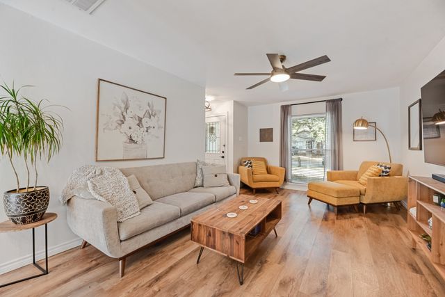 1422 Deepwood Drive, Garland, TX 75040