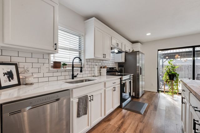 1422 Deepwood Drive, Garland, TX 75040