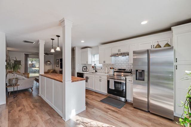 1422 Deepwood Drive, Garland, TX 75040