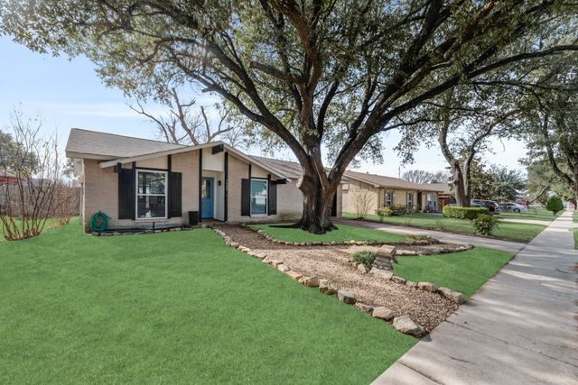 1422 Deepwood Drive, Garland, TX 75040