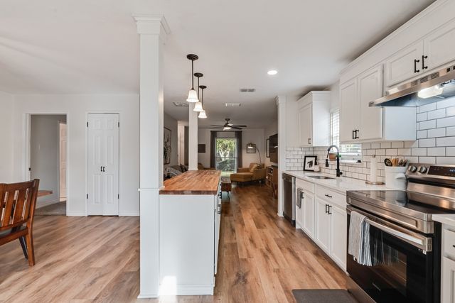 1422 Deepwood Drive, Garland, TX 75040