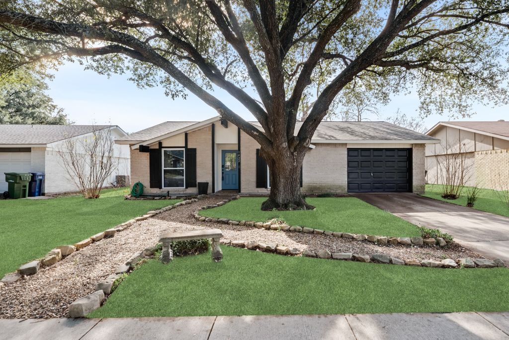 1422 Deepwood Drive, Garland, TX 75040