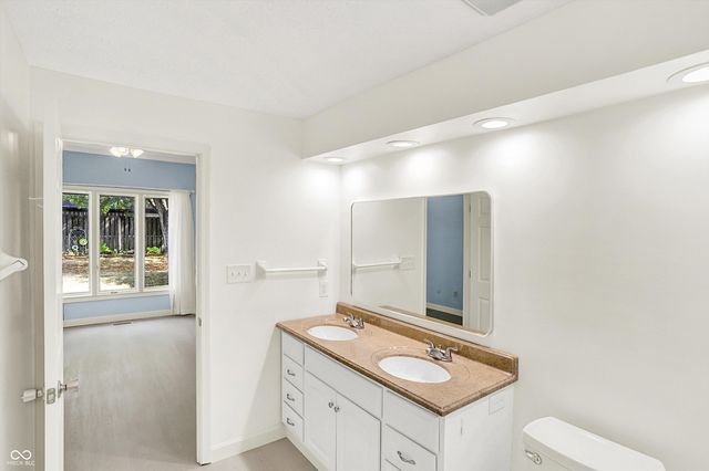 5325 Whitemarsh Lane, Indianapolis, IN 46226