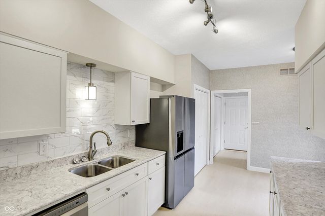 5325 Whitemarsh Lane, Indianapolis, IN 46226