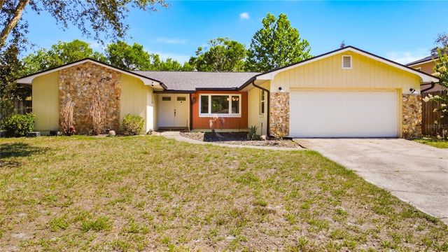 8517 CEDAR COVE COURT, Orlando, FL 32819