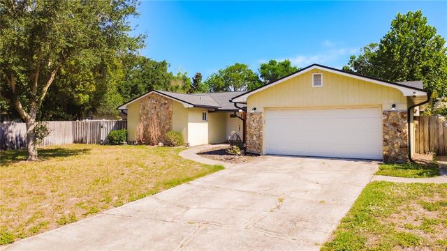 8517 CEDAR COVE COURT, Orlando, FL 32819