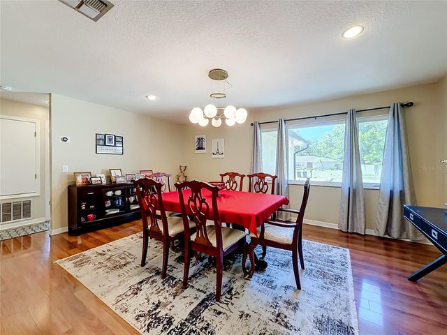 8517 CEDAR COVE COURT, Orlando, FL 32819