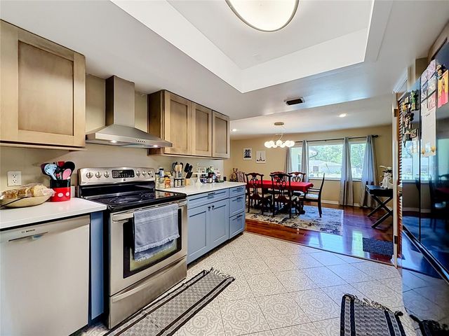 8517 CEDAR COVE COURT, Orlando, FL 32819