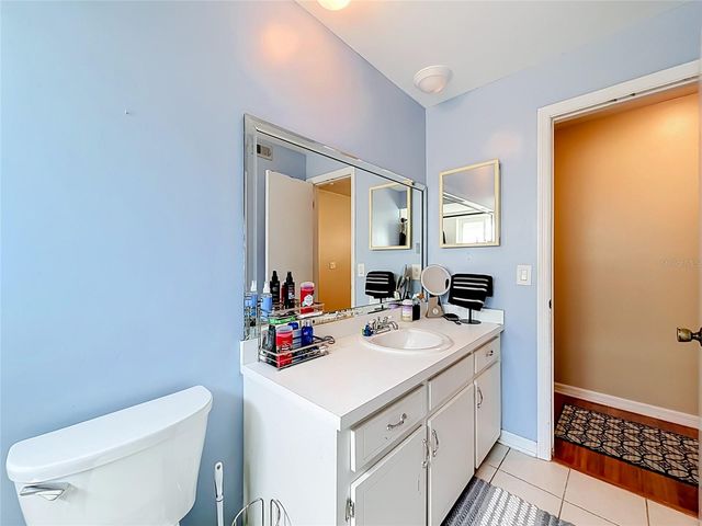 8517 CEDAR COVE COURT, Orlando, FL 32819