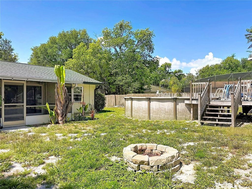 Image 50 of property listing at 8517 CEDAR COVE COURT, Orlando, FL 32819