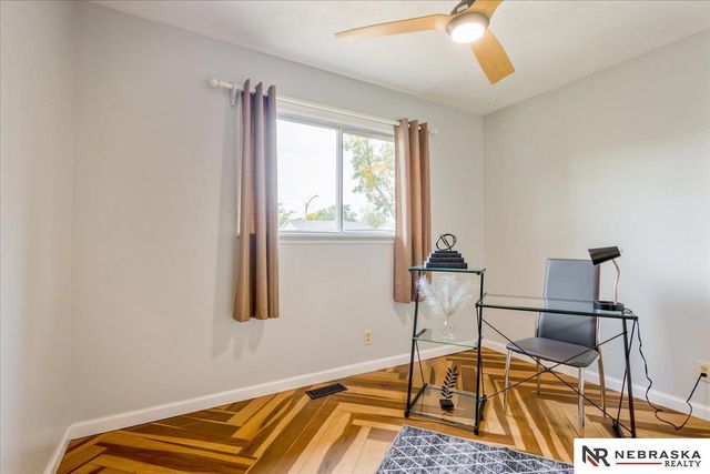 4905 N 93rd Street, Omaha, NE 68134