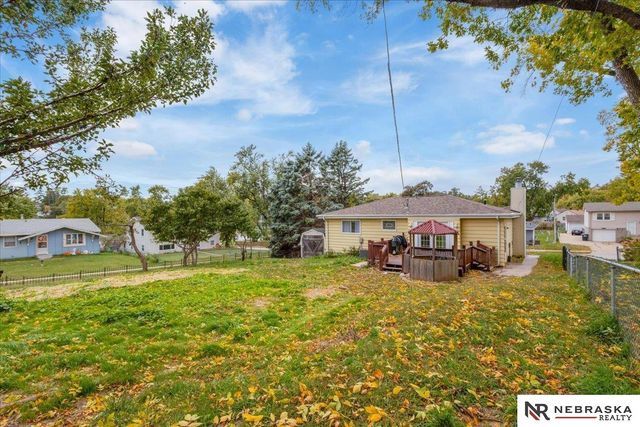 4905 N 93rd Street, Omaha, NE 68134