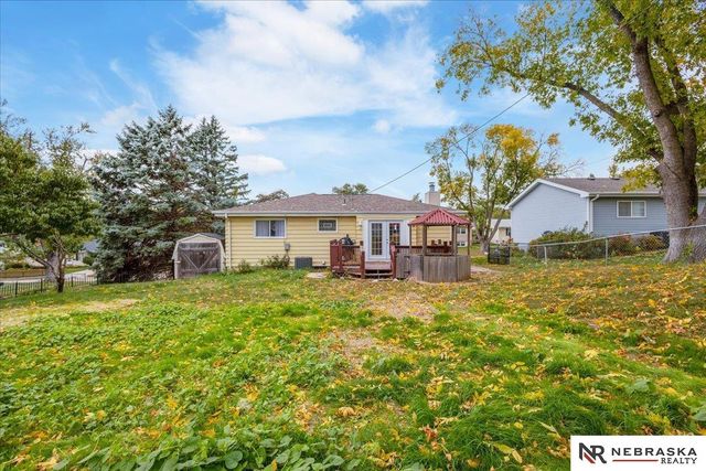 4905 N 93rd Street, Omaha, NE 68134