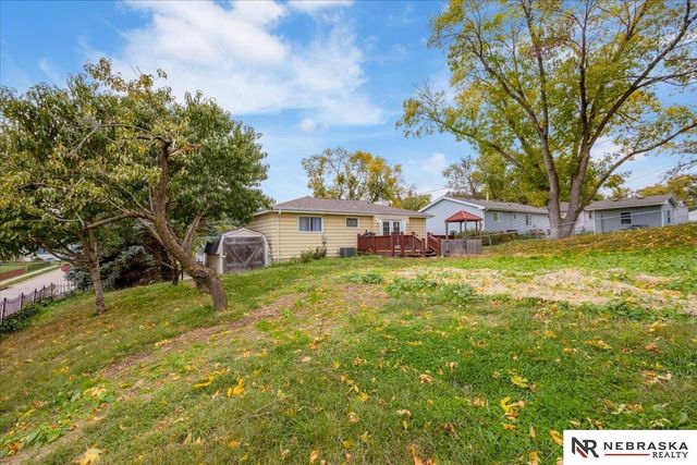 4905 N 93rd Street, Omaha, NE 68134