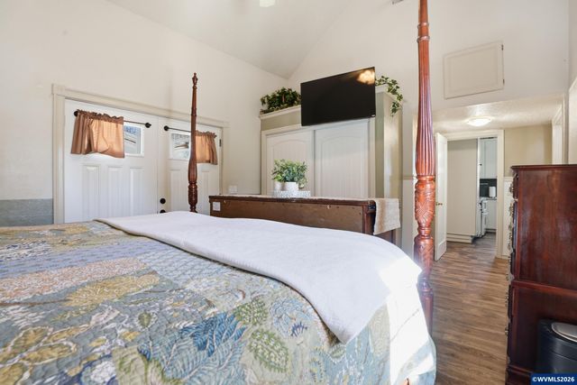 798 Young St, Woodburn, OR 97071