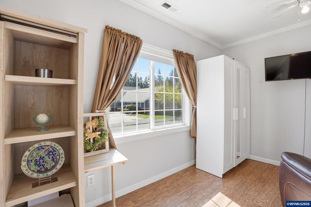 798 Young St, Woodburn, OR 97071