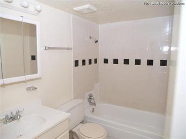 6215 Tierwester Street 1, Houston, TX 77021