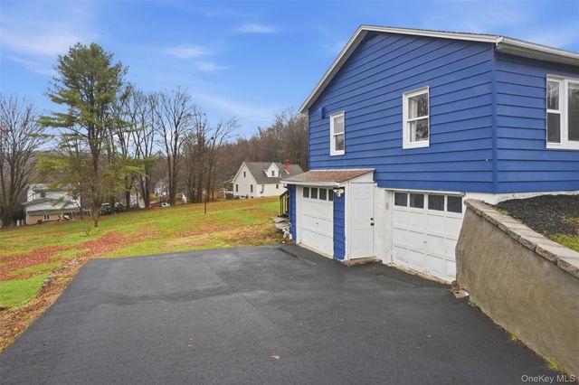 19 Reservoir Avenue, Unionville, NY 10988